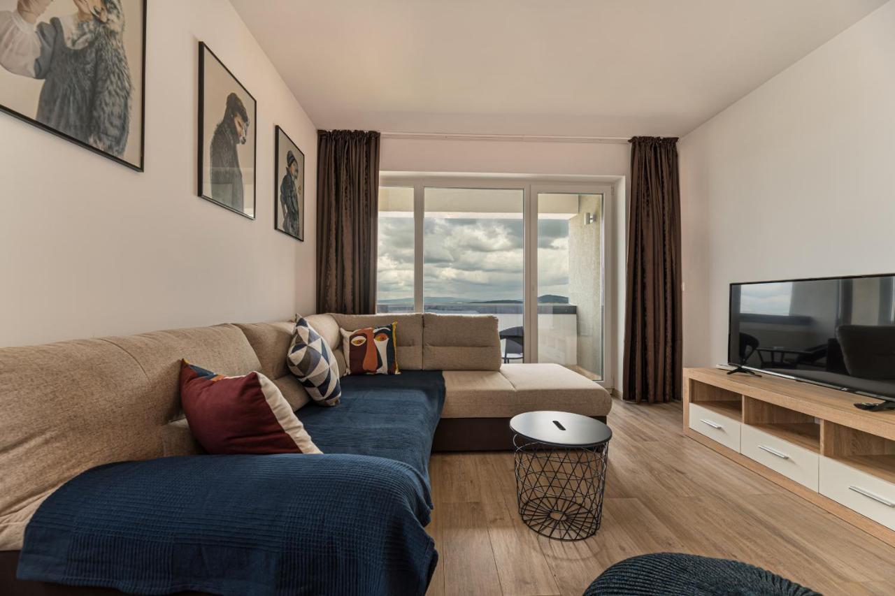Coresi Modern Apartment Брашов Экстерьер фото