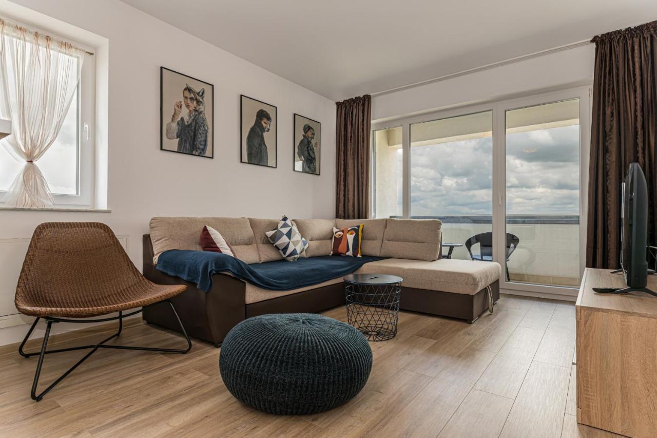 Coresi Modern Apartment Брашов Экстерьер фото