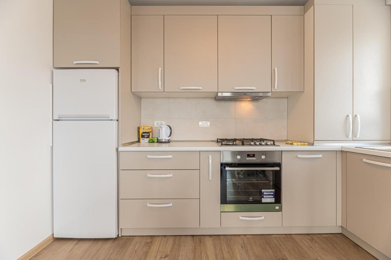 Coresi Modern Apartment Брашов Экстерьер фото